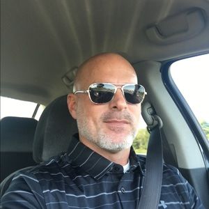 Meet your Posher, Todd